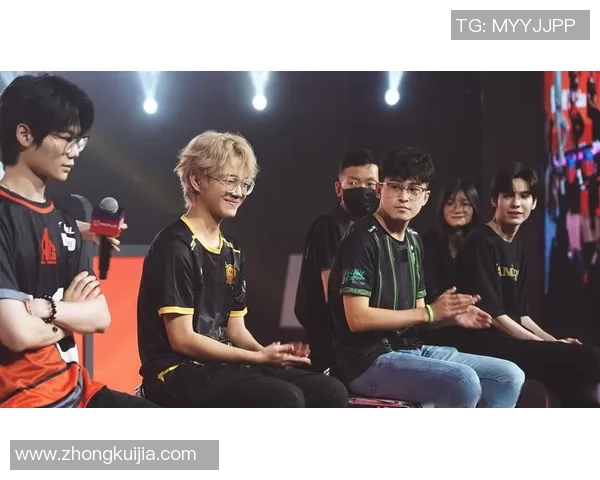 LNG在和平精英赛事中的节奏掌控与失误分析探讨